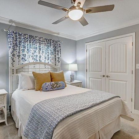 Villa Spring Break Specials! Front Row Views - Tiki Bar - Playground à Bolivar Peninsula Extérieur photo