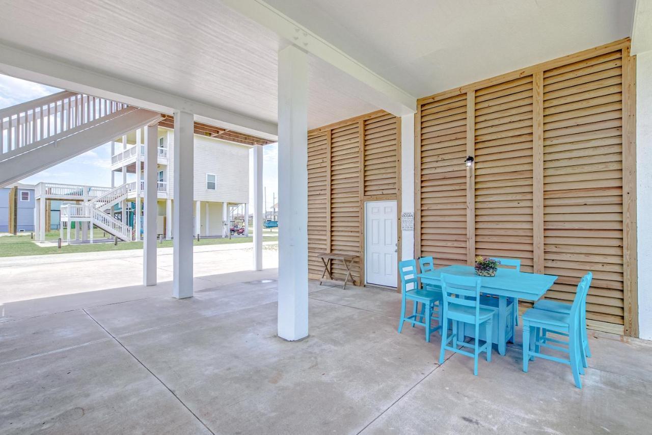 Villa Spring Break Specials! Front Row Views - Tiki Bar - Playground à Bolivar Peninsula Extérieur photo